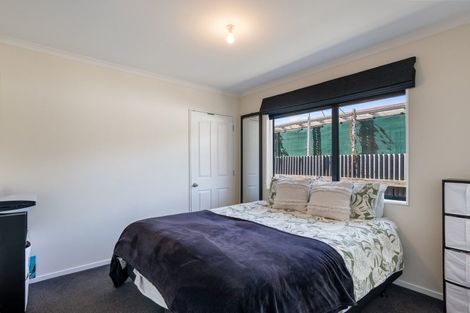 Photo of property in 130a Weraroa Road, Levin, 5510