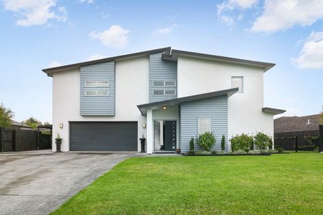 Photo of property in 12 Haden Place, Omokoroa, 3114