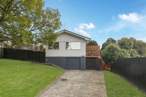 Photo of property in 8 Erica Road, Sunnynook, Auckland, 0620