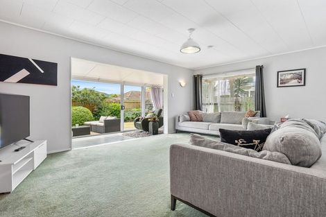 Photo of property in 12 Third Avenue, Avenues, Whangarei, 0110