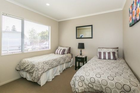 Photo of property in 16 Airini Road, Waimarama, Havelock North, 4294