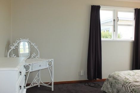 Photo of property in 37 Robinson Street, Foxton, 4814