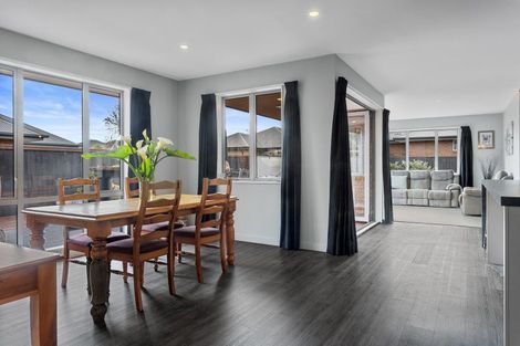 Photo of property in 2 Taiwhenua Street, Rangiora, 7400