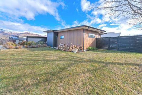 Photo of property in 112 Rob Roy Lane, Wanaka, 9305