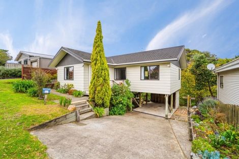 Photo of property in 24 Gavin Road, Raumati Beach, Paraparaumu, 5032