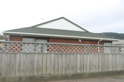 Photo of property in 2/161 Main Road, Tawa, Wellington, 5028