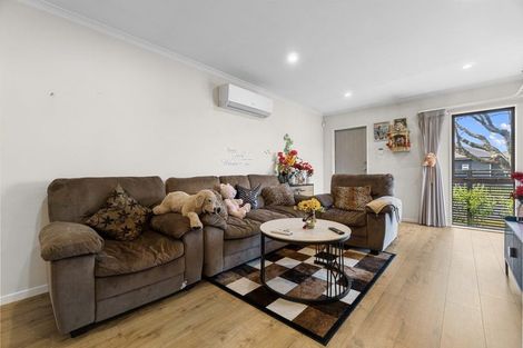 Photo of property in 2/7 Rutherford Street, Chedworth, Hamilton, 3210