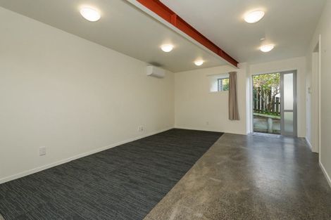 Photo of property in 24 Laurina Road, Sunnynook, Auckland, 0620