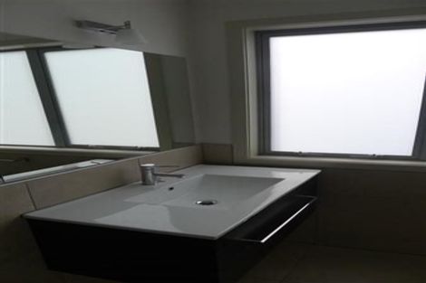 Photo of property in 149 Glenmore Street, Kelburn, Wellington, 6012