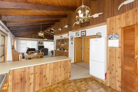 Photo of property in 242 Baylys Coast Road, Dargaville, 0377