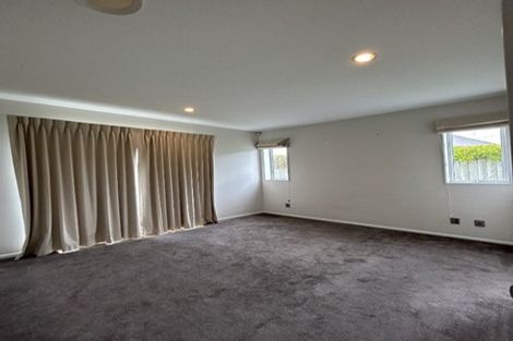 Photo of property in 67 Pickaberry Avenue, Karaka, Papakura, 2113