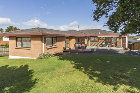 Photo of property in 23 Cornelian Crescent, Half Moon Bay, Auckland, 2012