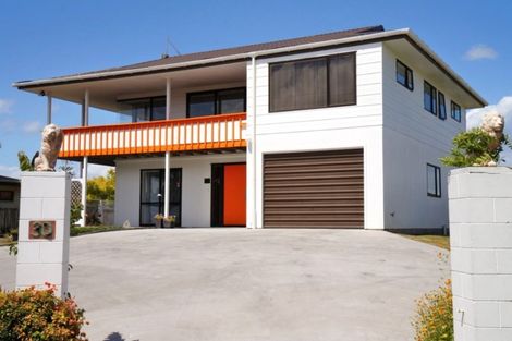 Photo of property in 30 Manaia View Road, One Tree Point, 0118