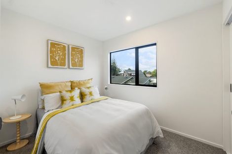 Photo of property in 2/9 Blanes Road, Weymouth, Auckland, 2103