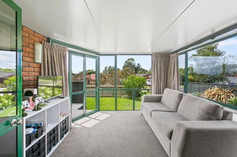 Photo of property in 20 Ashmore Drive, Frankleigh Park, New Plymouth, 4310
