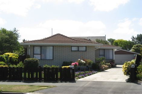 Photo of property in 29 Wyatt Place, Russley, Christchurch, 8042