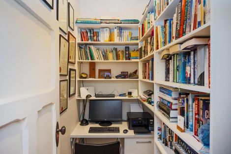 Photo of property in 9 Nelson Street, Feilding, 4702