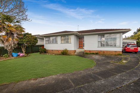 Photo of property in 16 Wenlock Place, Manurewa, Auckland, 2102