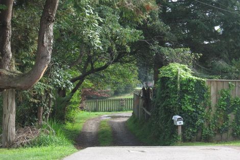 Photo of property in 5b Bellvue Road, Kawaha Point, Rotorua, 3010