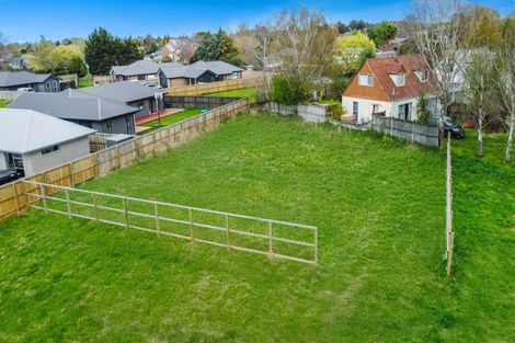 Photo of property in 16 Cleaver Street, Woodend, 7610