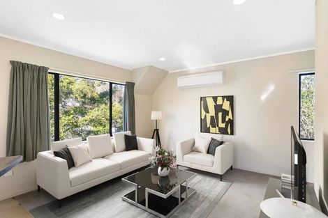 Photo of property in 1/799 Beach Road, Browns Bay, Auckland, 0630