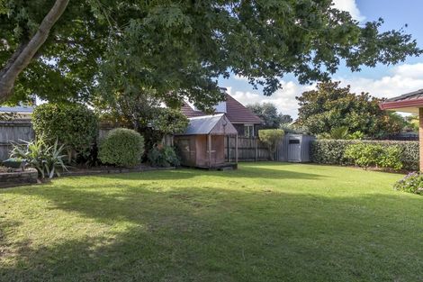 Photo of property in 23 Cornelian Crescent, Half Moon Bay, Auckland, 2012