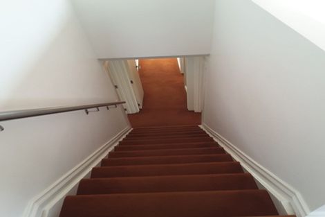 Photo of property in 2/128 Aberdeen Road, Campbells Bay, Auckland, 0620