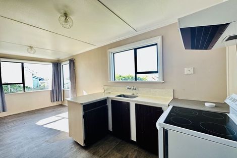 Photo of property in 3 Mclean Street, Oamaru North, Oamaru, 9400