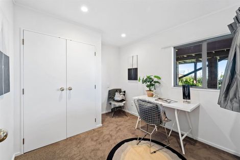 Photo of property in 6 Elsfield Place, Torbay, Auckland, 0630