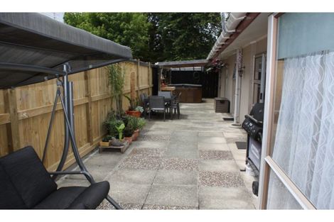 Photo of property in 13a Cross Street, Regent, Whangarei, 0112