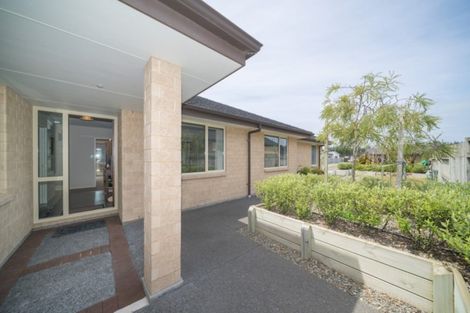 Photo of property in 24 Sandown Avenue, Himatangi Beach, Foxton, 4891