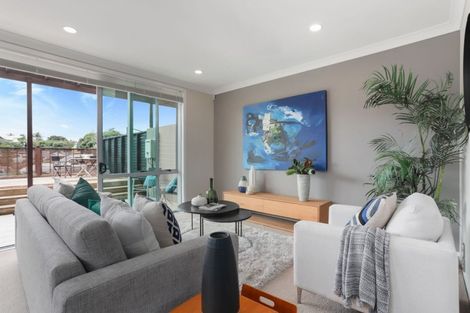 Photo of property in 9f Clearwater Cove, West Harbour, Auckland, 0618