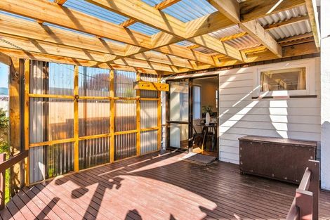 Photo of property in 49 Toru Road, Paraparaumu Beach, Paraparaumu, 5032