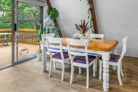 Photo of property in 40 Gledstane Road, Stanmore Bay, Whangaparaoa, 0932