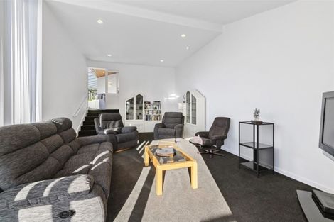 Photo of property in 239 Cannon Hill Crescent, Mount Pleasant, Christchurch, 8081