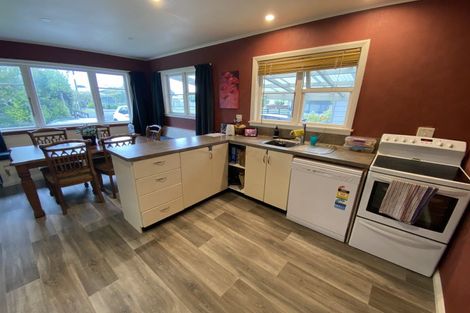 Photo of property in 63 Severn Street, Rongotea, 4476