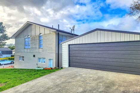 Photo of property in 2 Dundee Place, Crofton Downs, Wellington, 6035