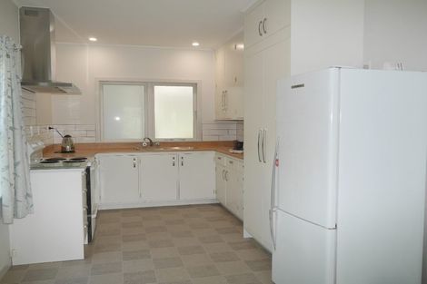 Photo of property in 369 Te Moana Road, Waikanae, 5036