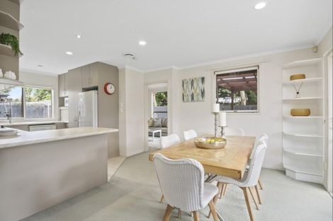 Photo of property in 25k Wellesley Road, Mangere Bridge, Auckland, 2022