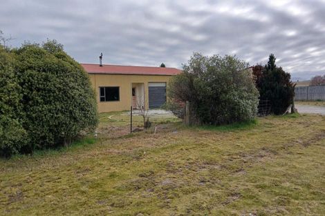 Photo of property in 35 Lauder-omakau Road, Omakau, 9376