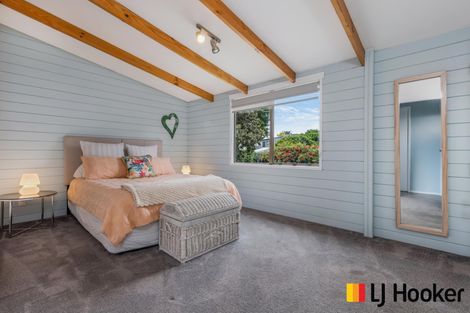 Photo of property in 2/90 Wattle Farm Road, Wattle Downs, Auckland, 2103