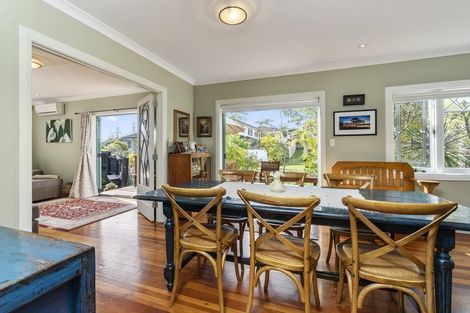 Photo of property in 1025 Beach Road, Torbay, Auckland, 0630