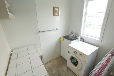 Photo of property in 39a Wallis Street, Raglan, 3225