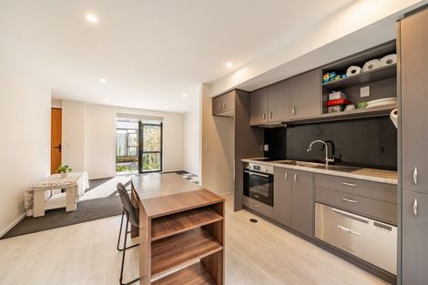 Photo of property in 3/185 High Street, Hutt Central, Lower Hutt, 5010