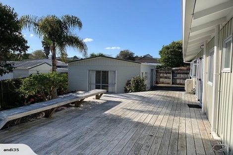 Photo of property in 10 Ervine Place, Bucklands Beach, Auckland, 2014