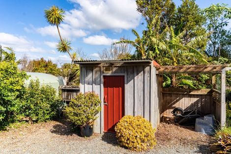 Photo of property in 58 Old Waipu Road, Mangawhai, 0505