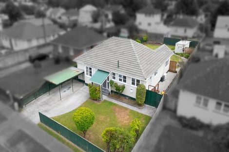 Photo of property in 27 Hewer Crescent, Naenae, Lower Hutt, 5011