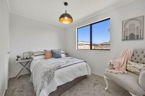 Photo of property in 3/10 Ebenezer Way, Clendon Park, Auckland, 2103