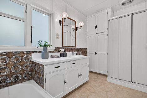 Photo of property in 14 Richardson Street, Britannia Heights, Nelson, 7010