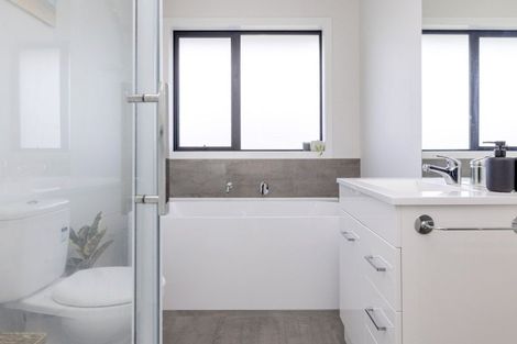 Photo of property in 22 Wai Terrace, Wharewaka, Taupo, 3330